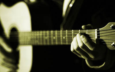 Acoustic Guitar Lessons in Wigan available